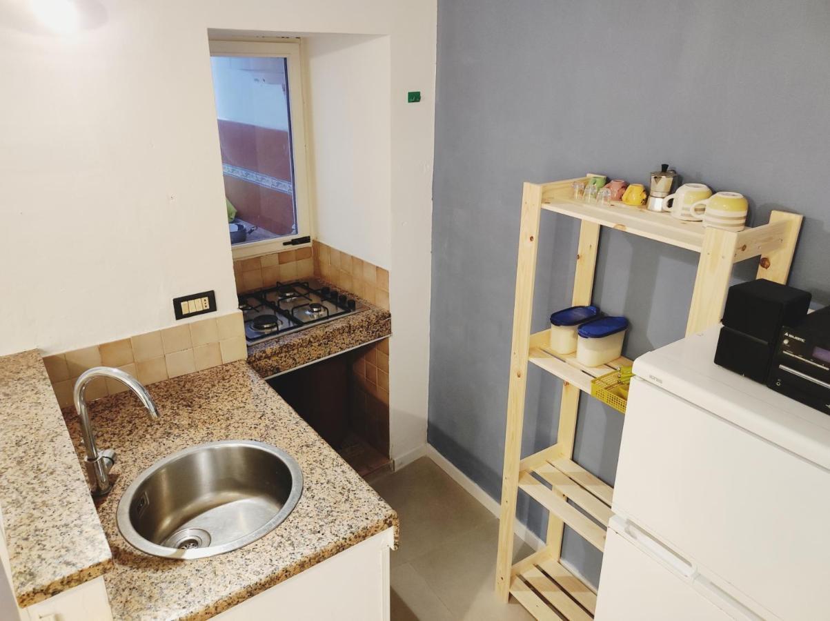 Апартаменты Loft Con Cortiletto - 100 Meters From The Beach Чефалу Экстерьер фото